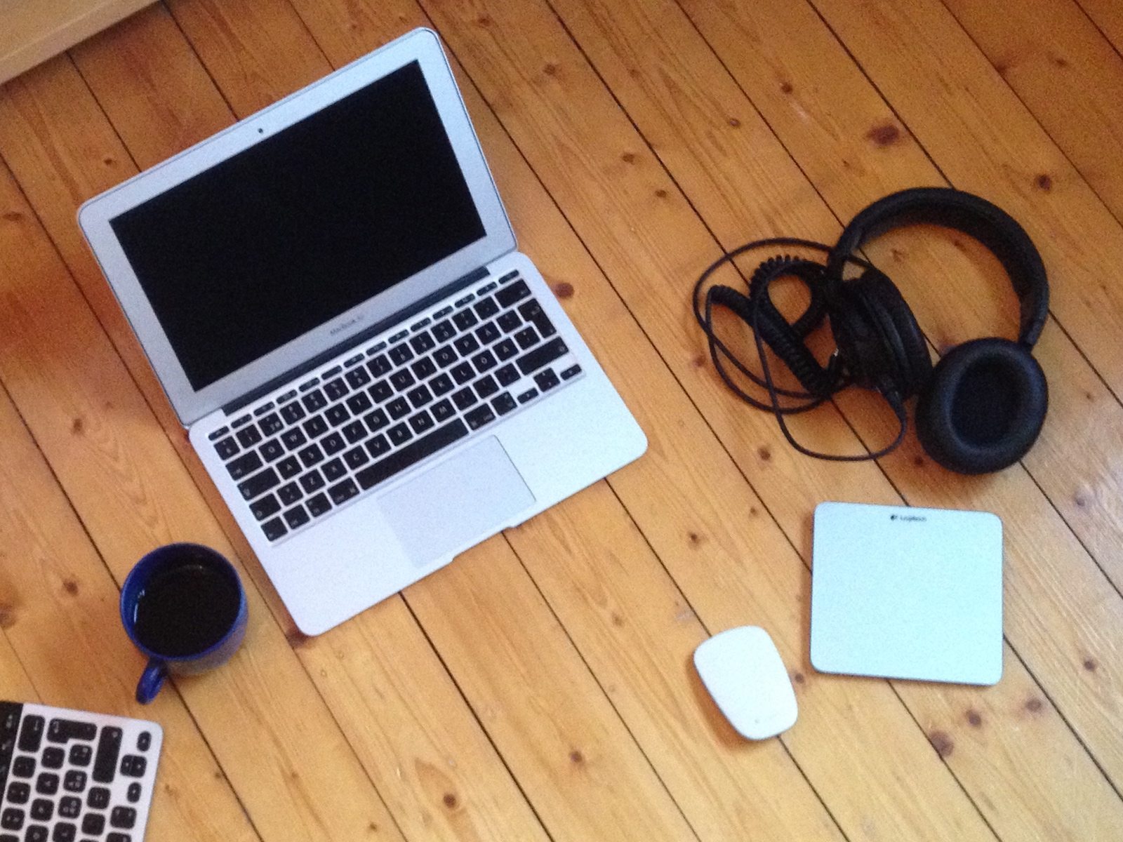 Mandatory gadget photo.